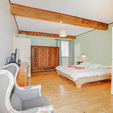 1 Bedroom Cozy In 別荘 *